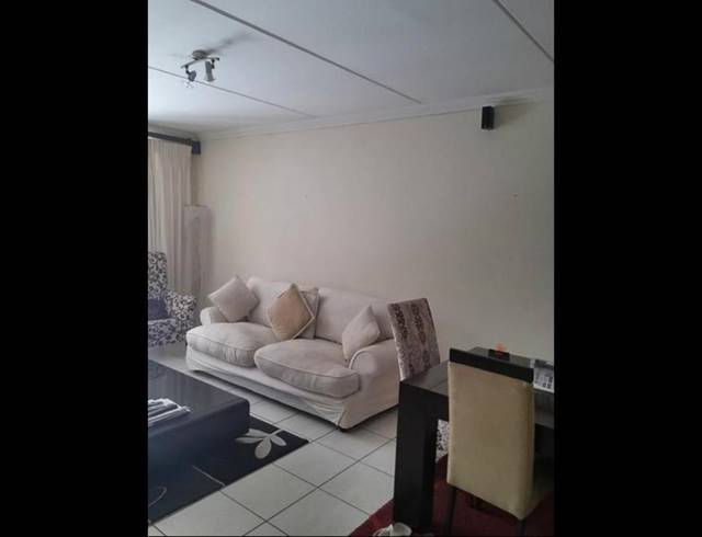 2 BEDROOM PROPERTY TO RENT IN MORNINGSIDE